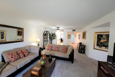 Condo in Pembroke Pines, Florida, 2 bedrooms  № 1092830 - photo 10