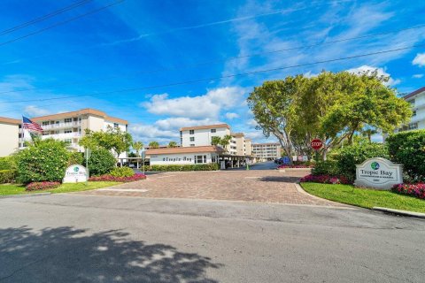 Condo in Delray Beach, Florida, 2 bedrooms  № 1092831 - photo 25