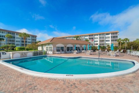 Condo in Delray Beach, Florida, 2 bedrooms  № 1092831 - photo 7