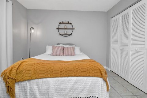 Condo in Punta Gorda, Florida, 2 bedrooms  № 1285701 - photo 17