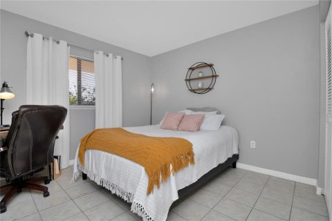 Copropriété à vendre à Punta Gorda, Floride: 2 chambres, 94.48 m2 № 1285701 - photo 16