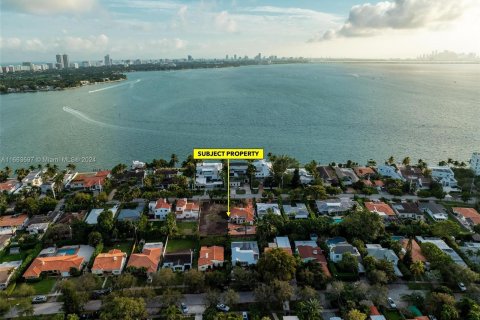 Terreno en venta en Miami Beach, Florida № 1374895 - foto 15