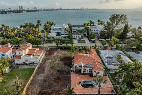 Terreno en venta en Miami Beach, Florida № 1374895 - foto 26