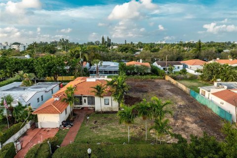 Terreno en venta en Miami Beach, Florida № 1374895 - foto 4