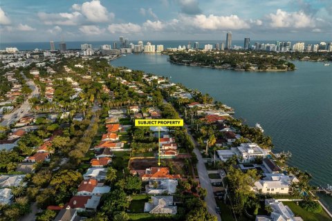 Terreno en venta en Miami Beach, Florida № 1374895 - foto 17