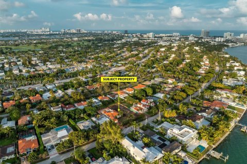 Terreno en venta en Miami Beach, Florida № 1374895 - foto 18