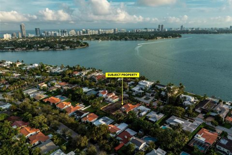 Terreno en venta en Miami Beach, Florida № 1374895 - foto 16