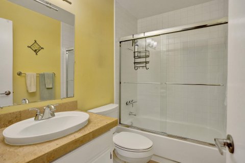 Condo in Fort Lauderdale, Florida, 2 bedrooms  № 968009 - photo 12