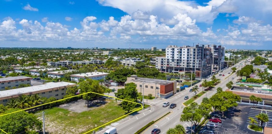 Immobilier commercial à Pompano Beach, Floride № 983499