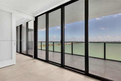 Copropriété à vendre à Miami, Floride: 3 chambres, 141.77 m2 № 1377443 - photo 3