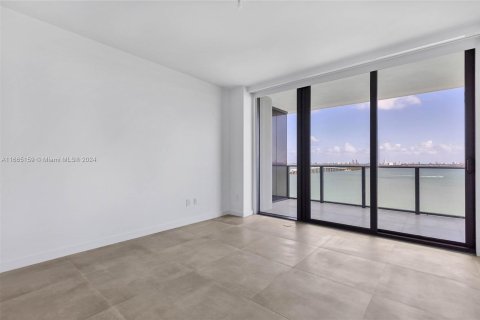 Copropriété à vendre à Miami, Floride: 3 chambres, 141.77 m2 № 1377443 - photo 24