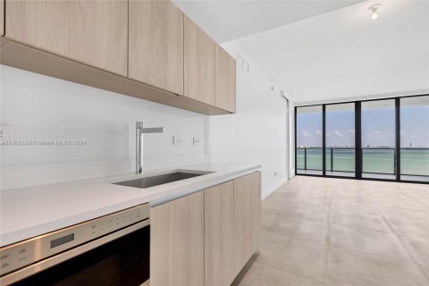 Condo in Miami, Florida, 3 bedrooms  № 1377443 - photo 20