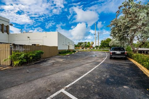 Office in Miami-Dade, Florida № 461562 - photo 5