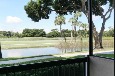 Copropriété à vendre à Boca Raton, Floride: 2 chambres, 116.59 m2 № 1379052 - photo 5