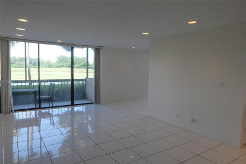 Copropriété à vendre à Boca Raton, Floride: 2 chambres, 116.59 m2 № 1379052 - photo 3