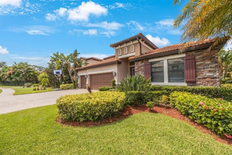 Villa ou maison à vendre à Palm Harbor, Floride: 4 chambres, 265.42 m2 № 1351494 - photo 4