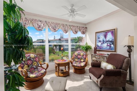 Condo in Lauderdale Lakes, Florida, 2 bedrooms  № 1423739 - photo 3