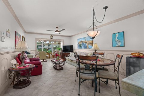 Condo in Lauderdale Lakes, Florida, 2 bedrooms  № 1423739 - photo 13