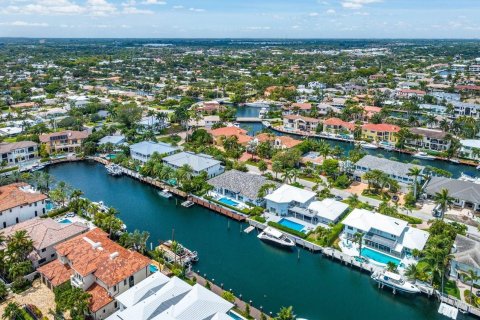 Villa ou maison à vendre à Lighthouse Point, Floride: 4 chambres, 342.25 m2 № 1155755 - photo 3