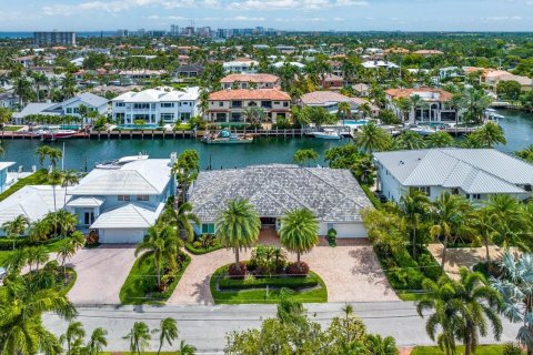 Villa ou maison à vendre à Lighthouse Point, Floride: 4 chambres, 342.25 m2 № 1155755 - photo 14