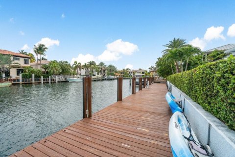 Villa ou maison à vendre à Lighthouse Point, Floride: 4 chambres, 342.25 m2 № 1155755 - photo 17