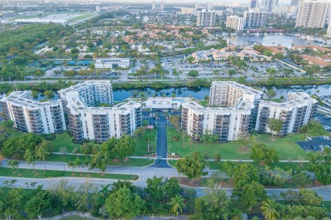 Condo in Aventura, Florida, 1 bedroom  № 980765 - photo 21