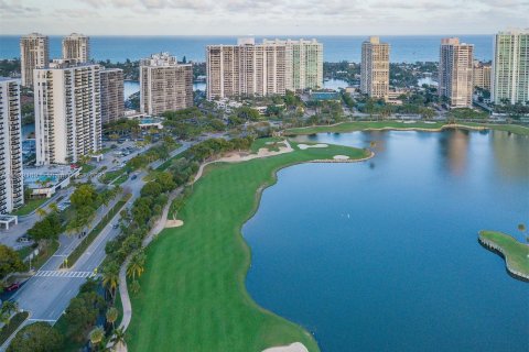 Condo in Aventura, Florida, 1 bedroom  № 980765 - photo 30