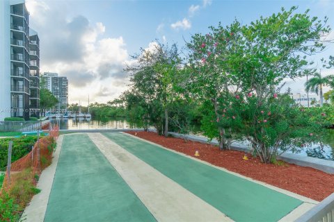 Condo in Aventura, Florida, 1 bedroom  № 980765 - photo 27