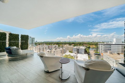 Condominio en venta en Miami Beach, Florida, 3 dormitorios, 351.45 m2 № 1401197 - foto 18