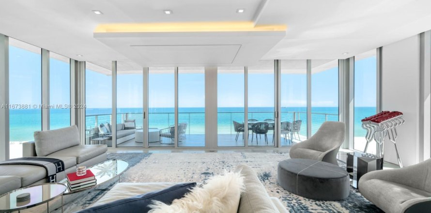 Condo in Miami Beach, Florida, 3 bedrooms  № 1401197