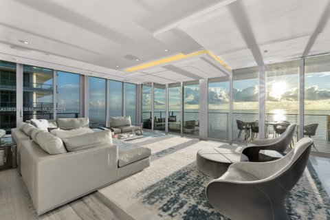 Condominio en venta en Miami Beach, Florida, 3 dormitorios, 351.45 m2 № 1401197 - foto 13