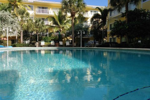 Condo in Fort Lauderdale, Florida, 1 bedroom  № 1401165 - photo 19