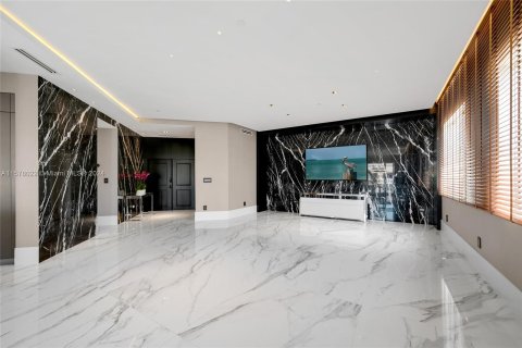 Condo in Miami Beach, Florida, 4 bedrooms  № 1147609 - photo 4