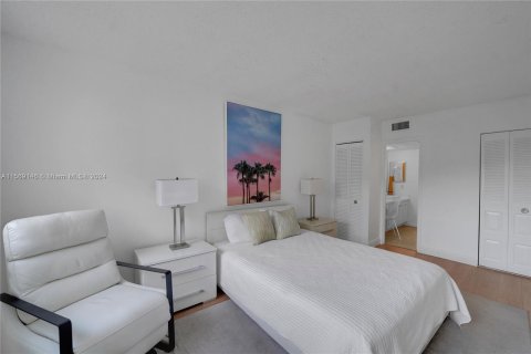 Condominio en venta en Margate, Florida, 1 dormitorio, 68.65 m2 № 1118817 - foto 15