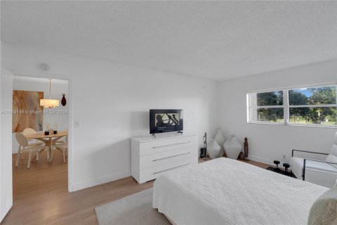 Condo in Margate, Florida, 1 bedroom  № 1118817 - photo 17