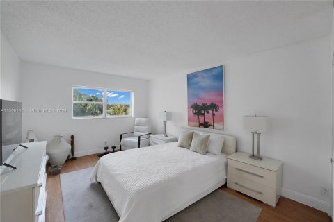 Condominio en venta en Margate, Florida, 1 dormitorio, 68.65 m2 № 1118817 - foto 18