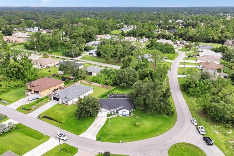 House in North Port, Florida 3 bedrooms, 122.91 sq.m. № 1317838 - photo 20