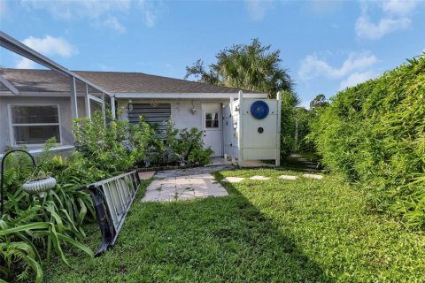 House in North Port, Florida 3 bedrooms, 122.91 sq.m. № 1317838 - photo 16