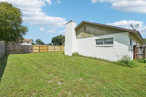 House in Winter Springs, Florida 3 bedrooms, 126.53 sq.m. № 1349463 - photo 26