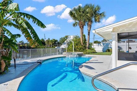 Villa ou maison à vendre à Hernando Beach, Floride: 3 chambres, 183.67 m2 № 1349398 - photo 7