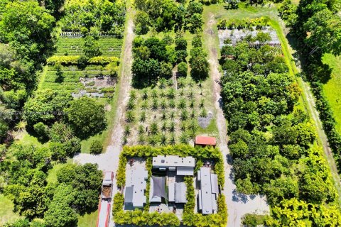 Land in Southwest Ranches, Florida № 1374897 - photo 2