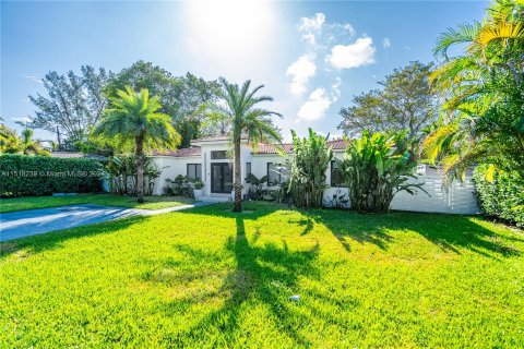 Casa en venta en Biscayne Park, Florida, 4 dormitorios, 154.68 m2 № 965636 - foto 6