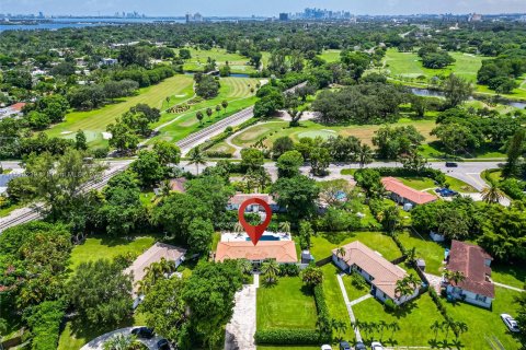 Villa ou maison à vendre à Biscayne Park, Floride: 4 chambres, 154.68 m2 № 965636 - photo 7