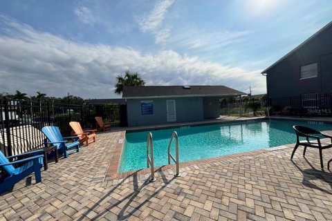 Condo in Orlando, Florida, 2 bedrooms  № 1407591 - photo 13