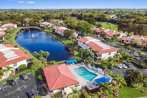 Copropriété à vendre à Boca Raton, Floride: 2 chambres, 112.97 m2 № 1207969 - photo 1