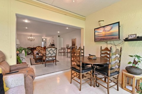 Copropriété à vendre à Boca Raton, Floride: 2 chambres, 112.97 m2 № 1207969 - photo 27