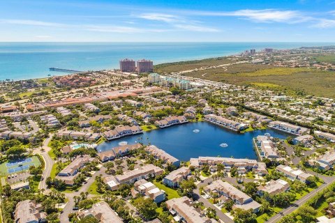 Townhouse in Jupiter, Florida 2 bedrooms, 132.94 sq.m. № 1185295 - photo 2