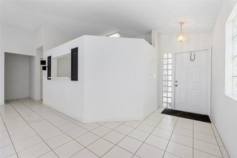 Villa ou maison à vendre à Pembroke Pines, Floride: 3 chambres, 131.74 m2 № 1230208 - photo 12