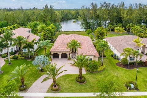 Villa ou maison à vendre à Palm Beach Gardens, Floride: 3 chambres, 315.59 m2 № 1077837 - photo 12