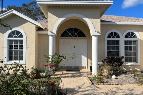Casa en venta en Port St. Lucie, Florida, 3 dormitorios, 193.05 m2 № 947537 - foto 1